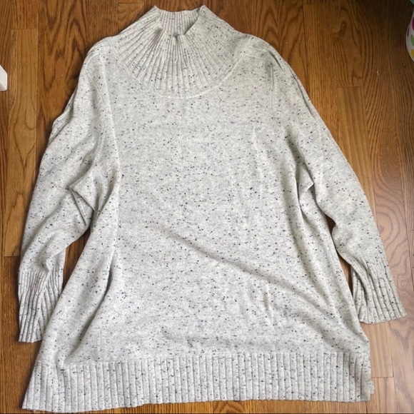 $200 Isaac Mizrahi Live 100% Cashmere donegal grey speckle mock neck tunic - Picture 2 of 4